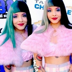 Melanie Martinez - Twins