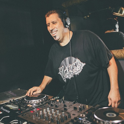 2023.07.17  VICTOR SIMONELLI DJ