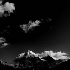 THE BLACKSTONE MOUNTAIN