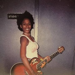 Tweet - Oops (ko1r0 remix)