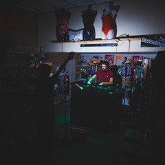 Don't let me go - FREE DL