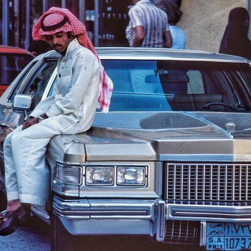 " ليت الغرام حاكم .. يمشي على القانونّ :( .