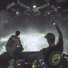 Young Hearts vs. Shut Up And Dance vs. Aftertaste (The Chainsmokers Mashup)