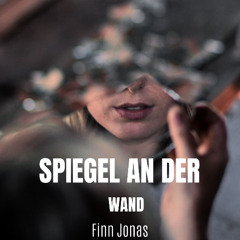 Spiegel an der Wand