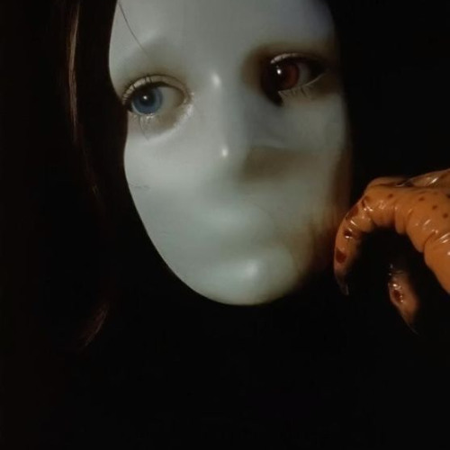 I see it, I see her