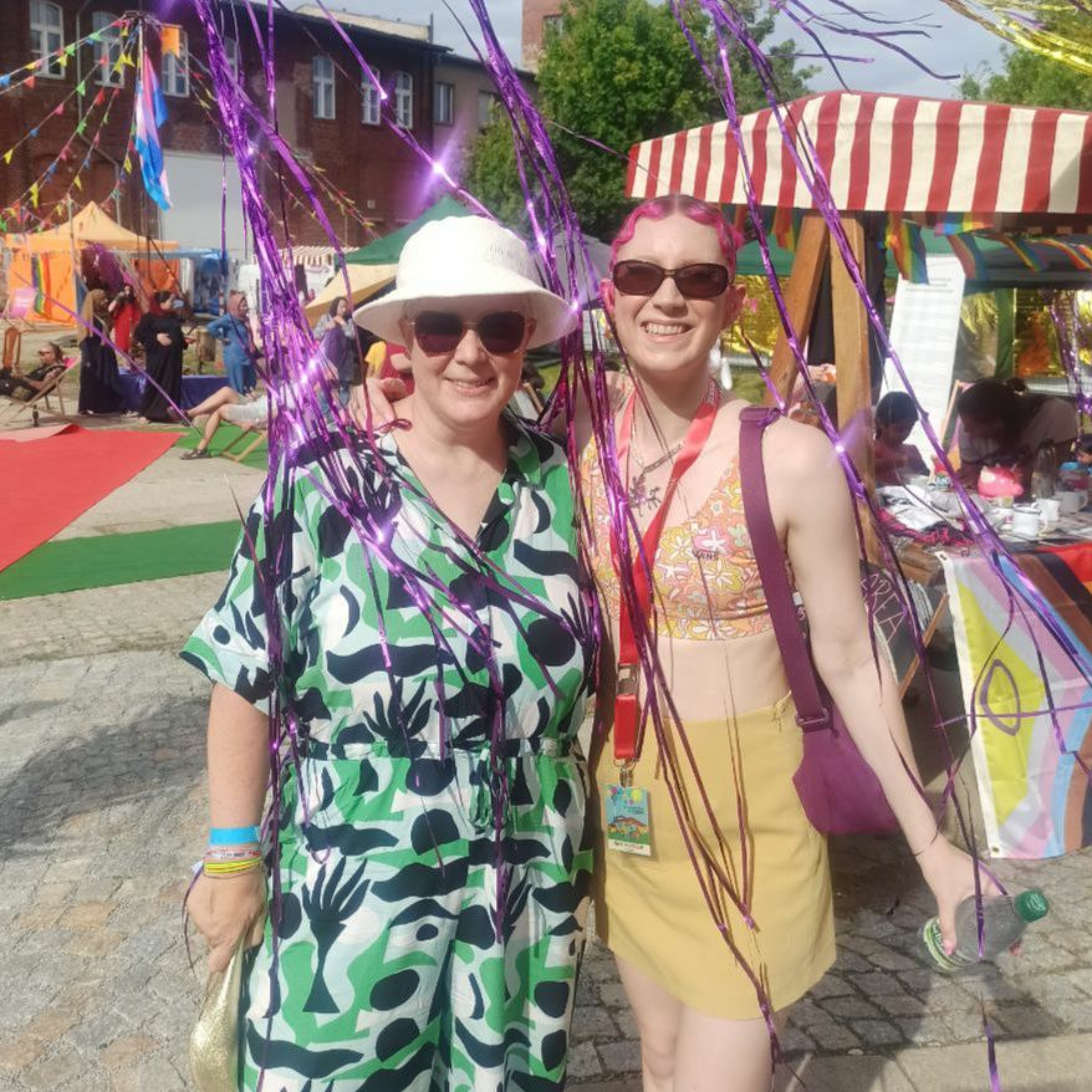 Pepcast - Interviews von Mrs. Pepstein