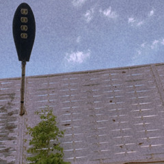 " بعض أسألتكم أجوبـتها دمعّتيِن ".⁩