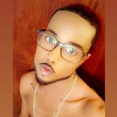 Solitude 😌 (featuring Quellez)