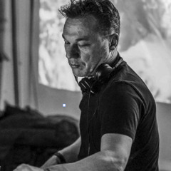 Live WildFM & AMW