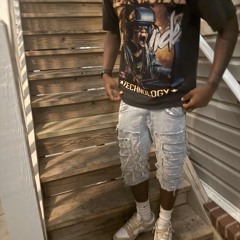 Trap dont change ft. Tuck