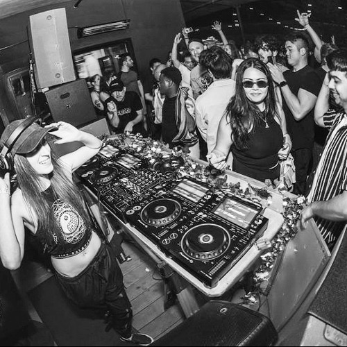 Mofiyah In The Mix C89.5FM's The Bassment