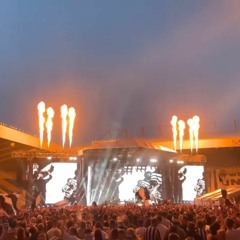 Sam Fender x ACDC's Brian Johnson - Back in Black | Live at St James' Park
