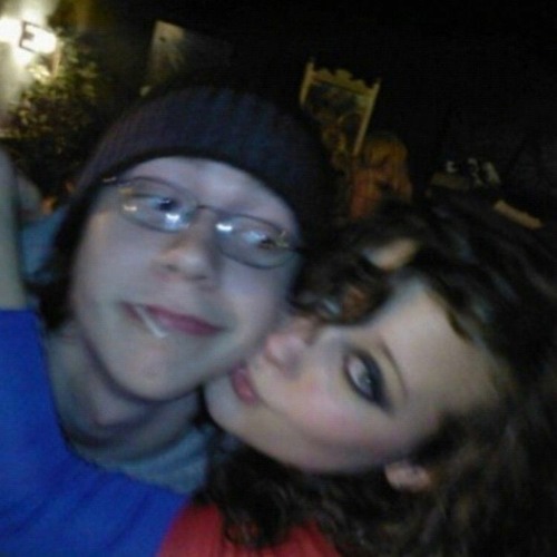 ! هاي السنه لازم اعوفك