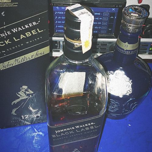 MC BURET MC MAURICIO DO 12 e MC MENOR DO DOZE - ARREIA MEU SHORT -  DJ SALATIEL