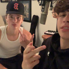 back in this bih(feat. beazy)