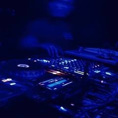 may0 dj - Traveling To My World