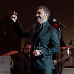 جنبي ويتمشى ويغمز لي برمشه.. صغيّر وملعب