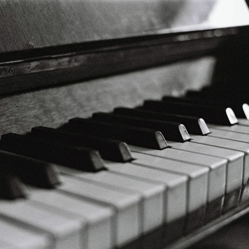Sonho Eterno (Eternal Dream) - Op. 1, n. 2 (2nd Version) - piano solo - original by Julia Vilar