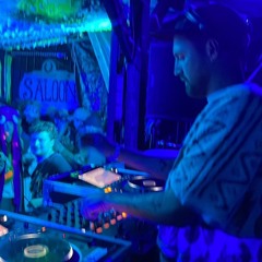 Kelburn Garden Party 2025 - Saloon Bar