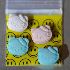 HELLO KITTY PILL <prod.jkjmetasco>