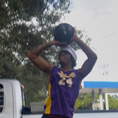 IM TRYN 2 BE SOMEBODY