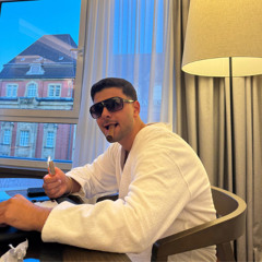 hoti x out getting ribs