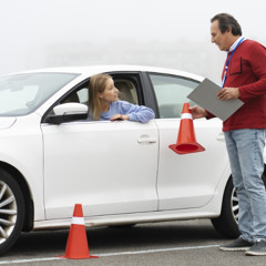 Why Do You Need a Supportive Driving Instructor?