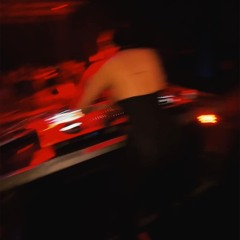 Dayanna Ro: House Mexico City ( Warmup Guy Mantzur )