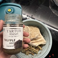 shopping in ZARA sipping on G&T type sht house music