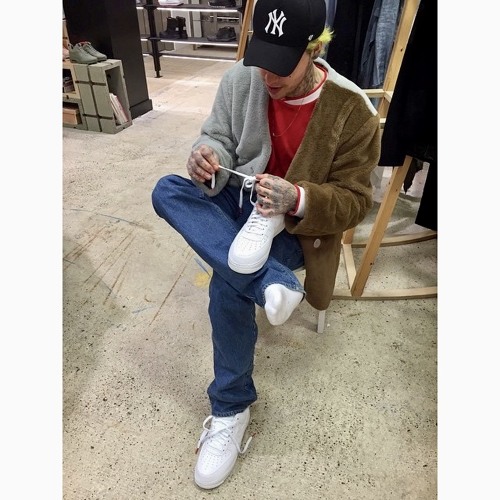 RICKY HIL x NIKO G4 x KEITH APE - No More