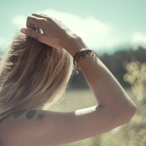 (Riega happy background music FREE DOWNLOAD