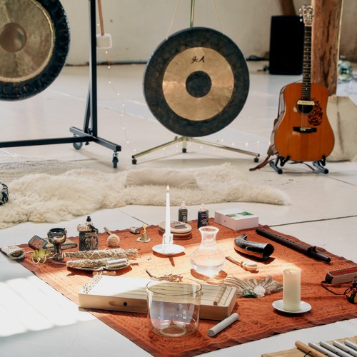 Om Mani Padme Hum Mantra ( Live from Soneiro Sound Meditation Training 2022 )