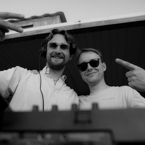R1 Crossfade 006 | Hard House & Dreamy Trance Sundowner Set by Wetzi & Pablito