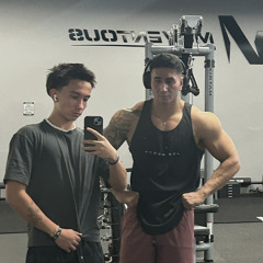 Youre gonna die in that stupid costume🕷️