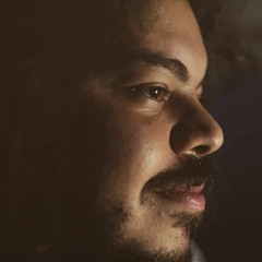 هل للمُحبِّ الواجِدِ.. من مُسعِفٍ ومُساعِدِ؟