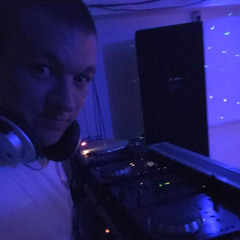 Set in the studio N°18 le 04.07.2025