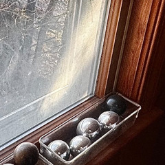 resonance with  tolls