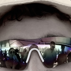 Pump Up The Vibe (ft. Kirby)