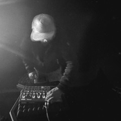 REIMI - Spiegel der Persönlichkeit (Pivates Tekkno Set)