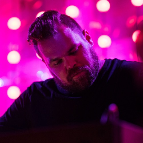 Com Truise - Neu Division