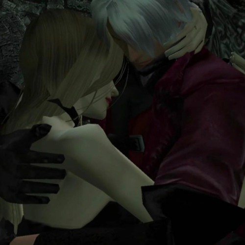 <3