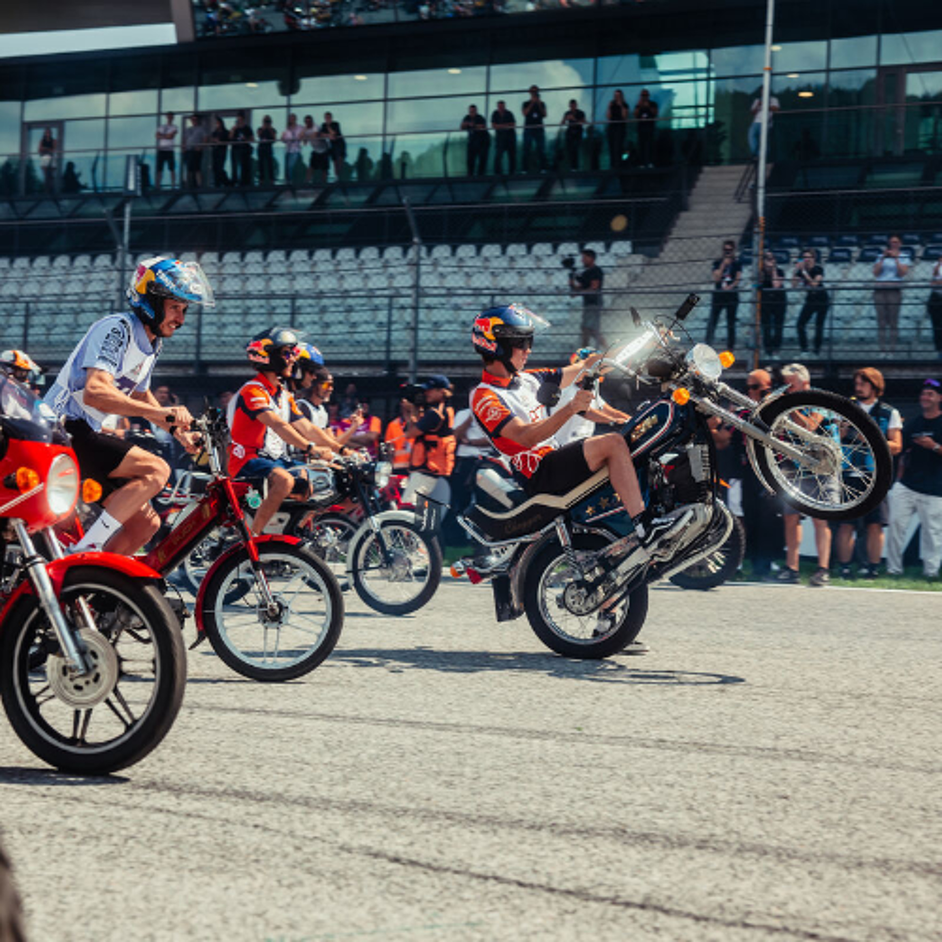 Paddock Notes: Austria Thursday – The sound of stability?