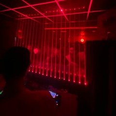 phoon b2b von doom @ New Guernica