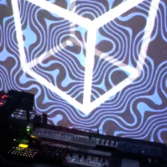 Advance - Live