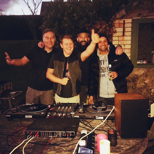 Feeling Good ! Volume 4 - November 2025