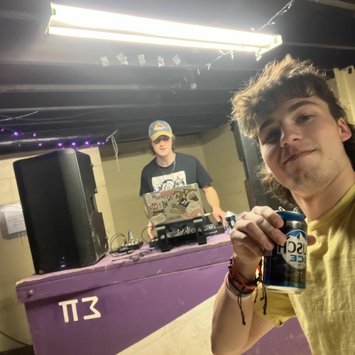 Stream bug | Listen to RAVE TIMEEEEEE playlist online for free on ...