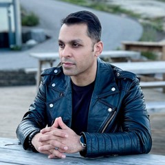 Tere Mere Pyar Nu - Surjit Khan (Twinbeatz Remix)  Varinder & Anamika  Gurpal Films.mp3