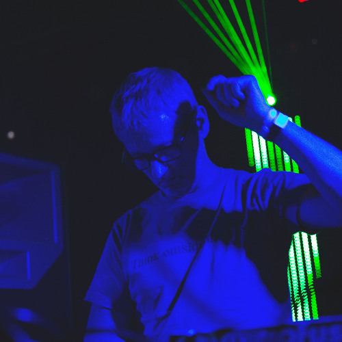 ABSIS DJ