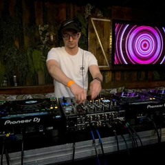 SUTTON SPRING ESSENTIAL MIX LIVE FROM SYNC-QUEST READING (TRACKLIST IN THE DESCRIPTION)