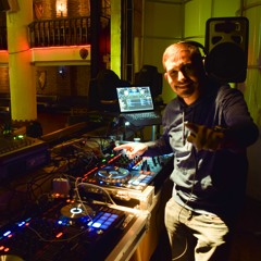 Avalon Electro House (Live)